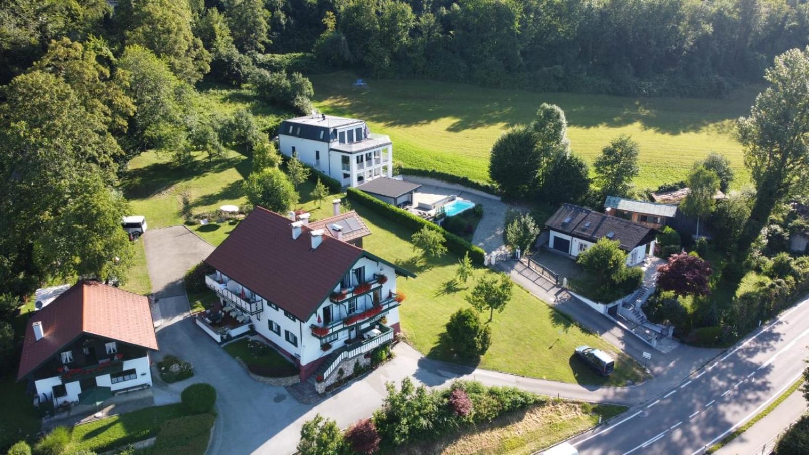 Pension Semler Apartment Mondsee Bagian luar foto